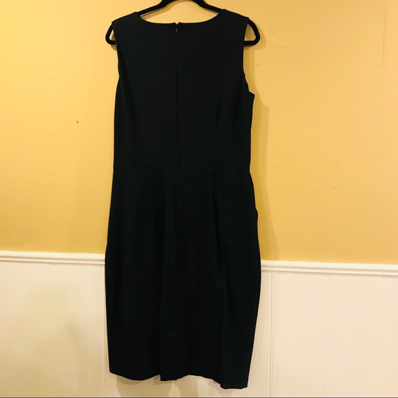 SIMPLE BLACK LANDS END DRESS - Picture 6 of 6